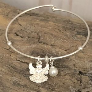 Vantel Pearls Bracelet